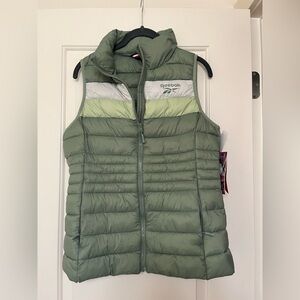 NWT Reebok Puffer Vest Olive Small